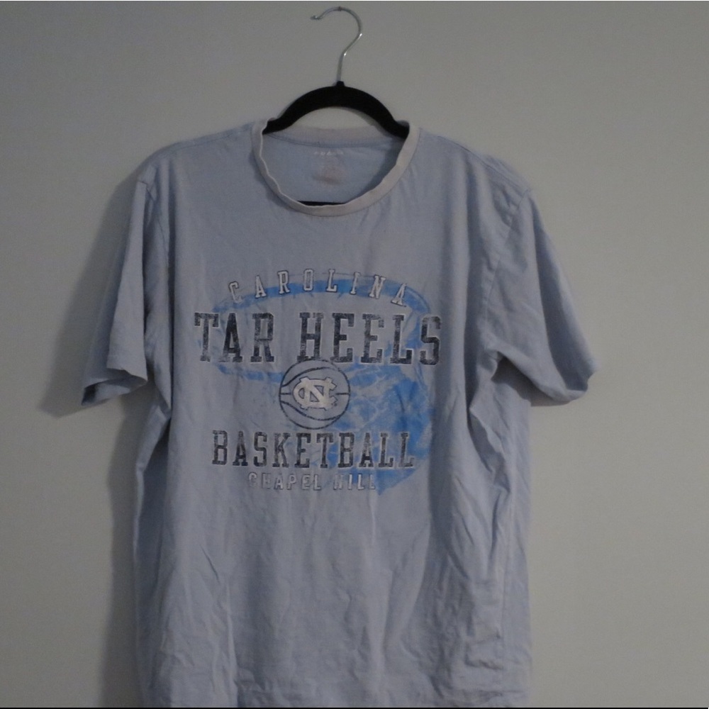UNC Tar Heels Basketball Tee